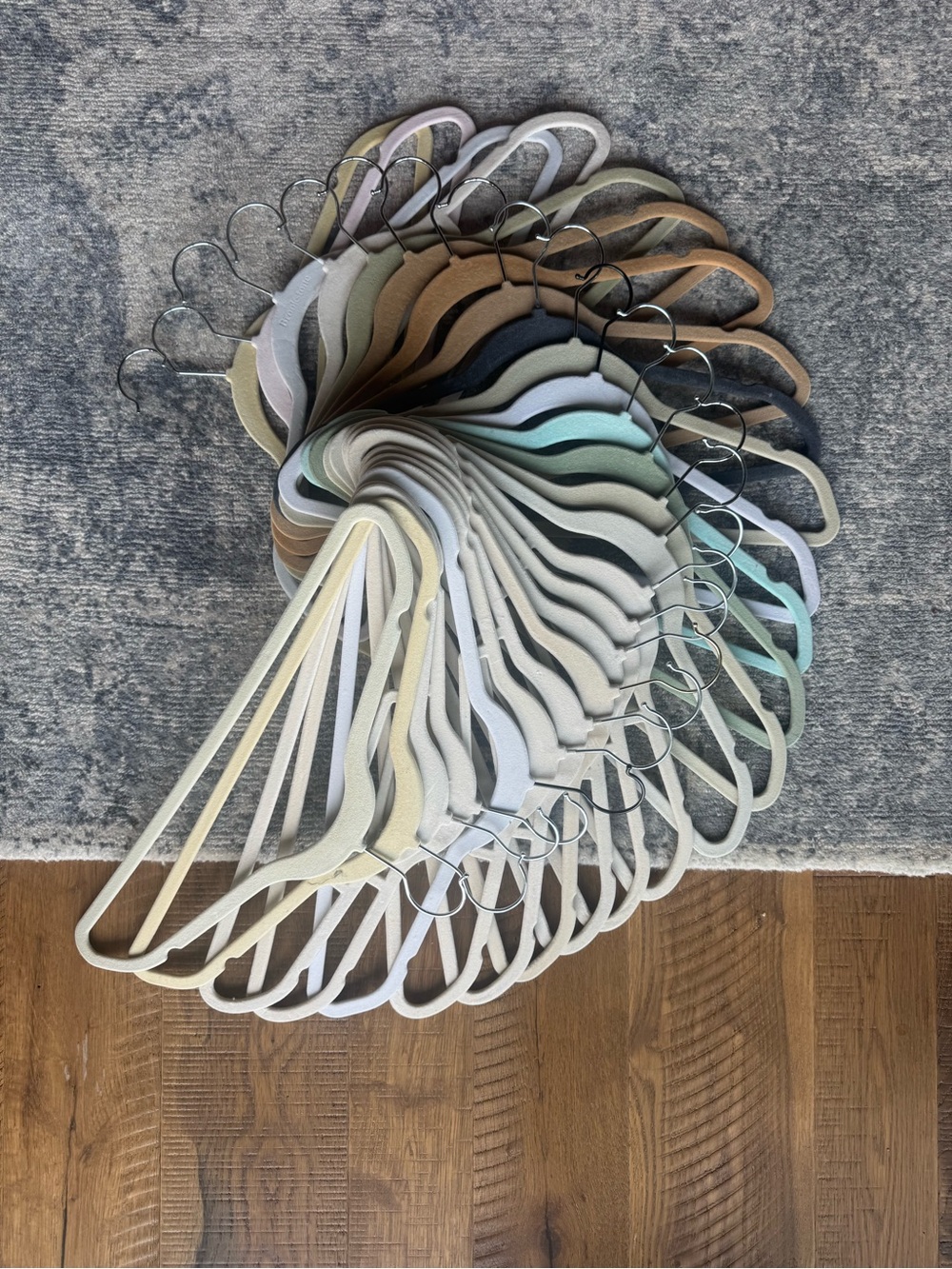 26 Felt Hangars Excellent Multiple Colors